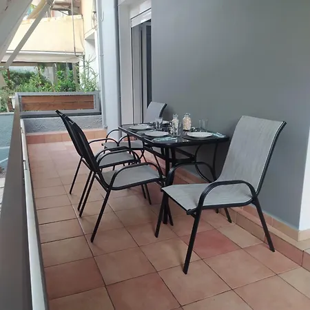 Apartment The Grey House Piraeus