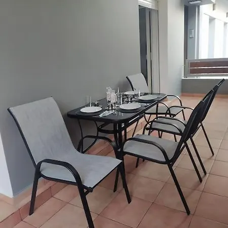 The Grey House Apartment Piraeus
