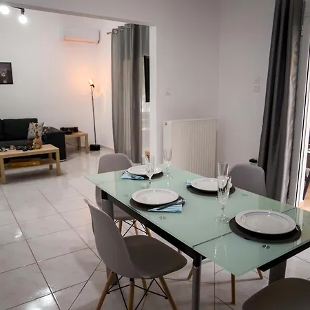 Apartment The Grey House Piraeus